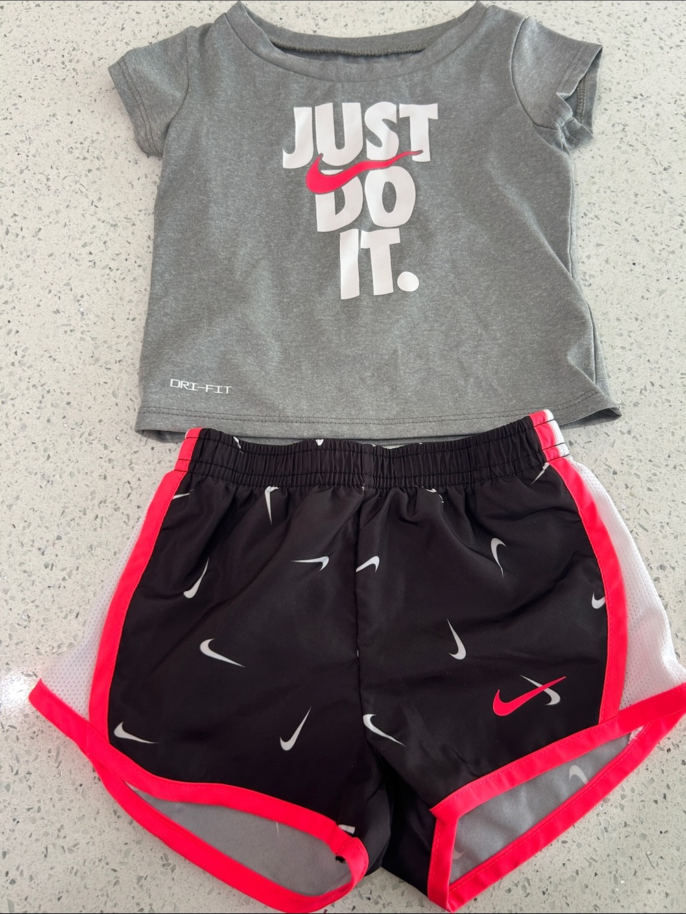 Nike Kids' Gray 'Just Do It' Tee & Black Shorts Set with Pink Trim